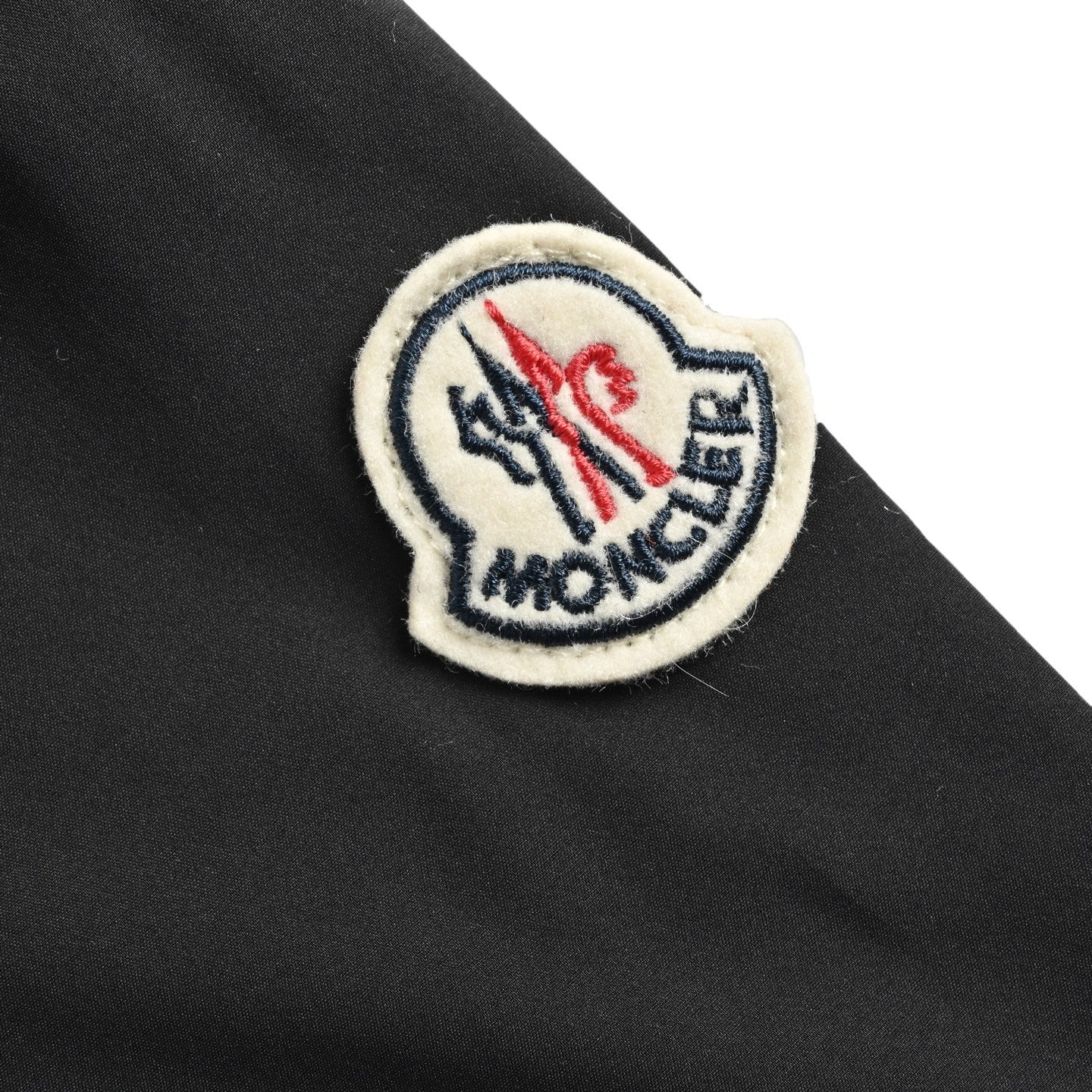 Moncler Grimpeurs Windbreaker Jacket In Black
