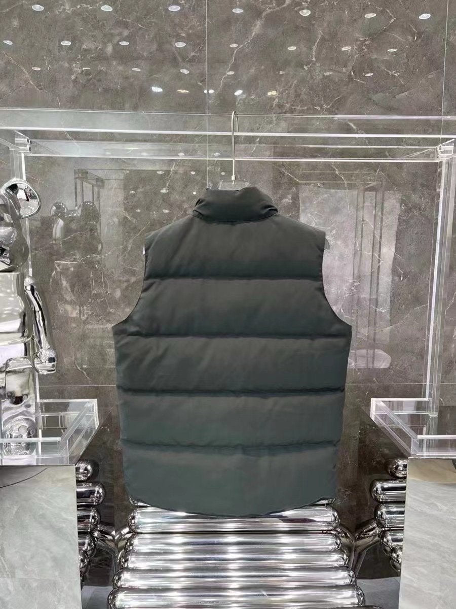 Canada Goose Freestyle Down Bodywarmer In Grey Black Patch