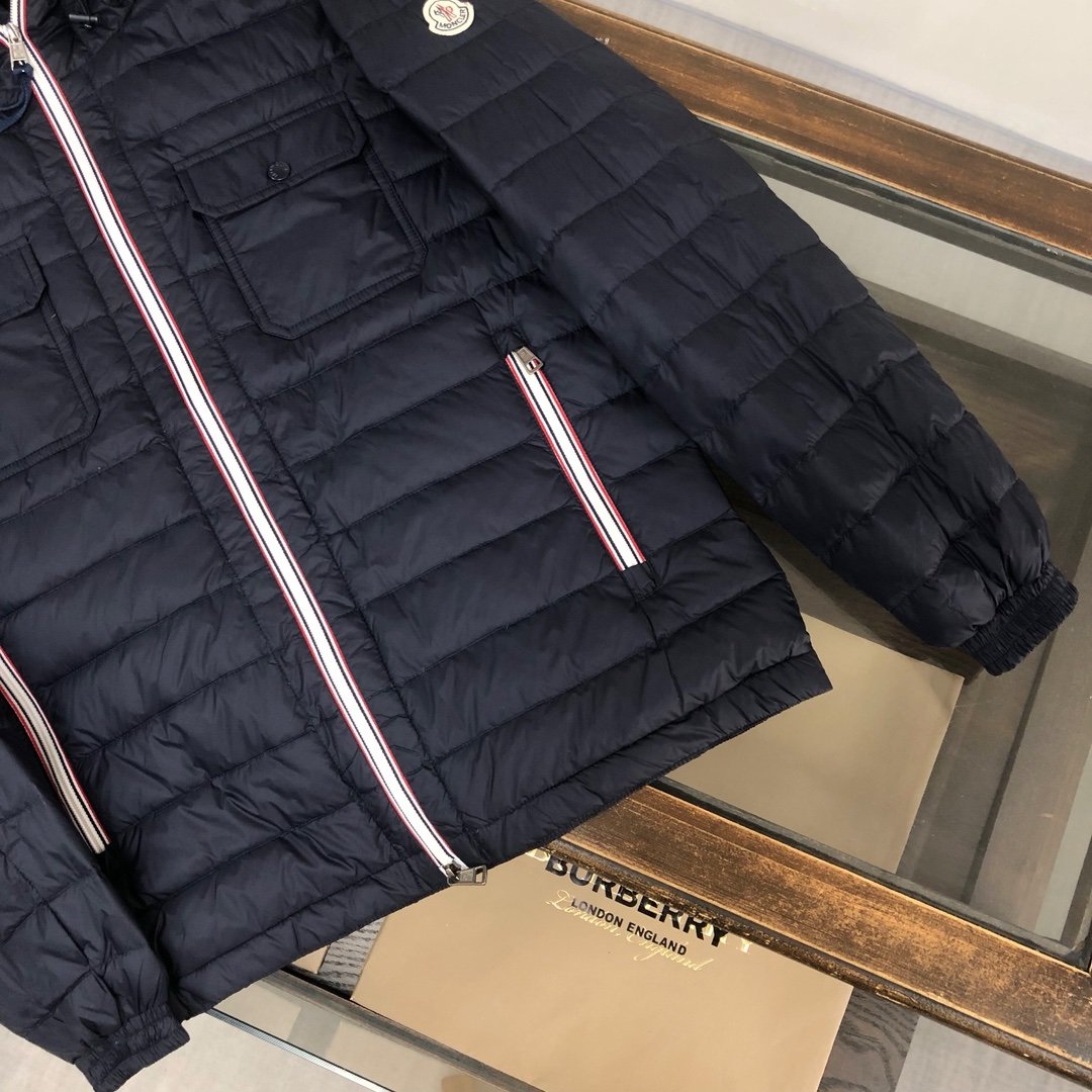 Moncler Douret Short Down Jacket Navy