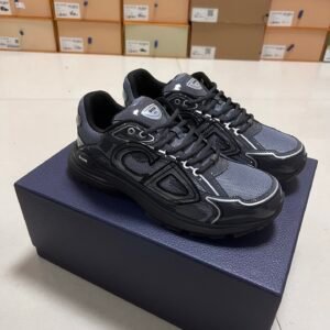 Dior B30 Reflective Patent Grey
