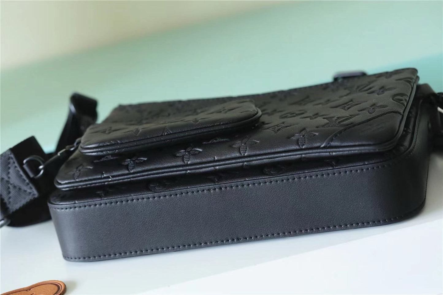 Louis Vuitton Trio Messenger Bag Shadow Leather Black