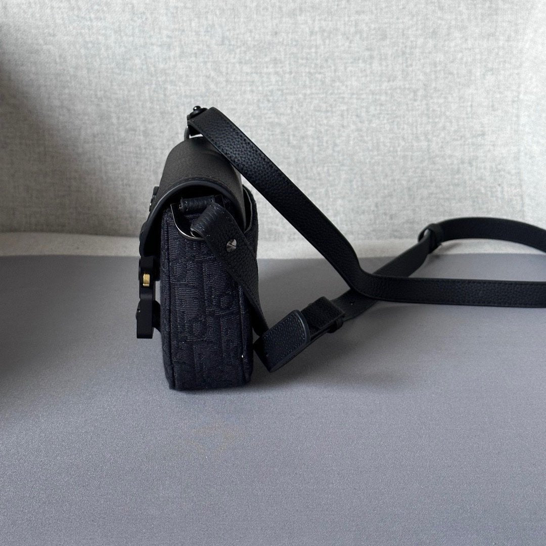 Dior Oblique Mini Saddle Messenger Bag Black