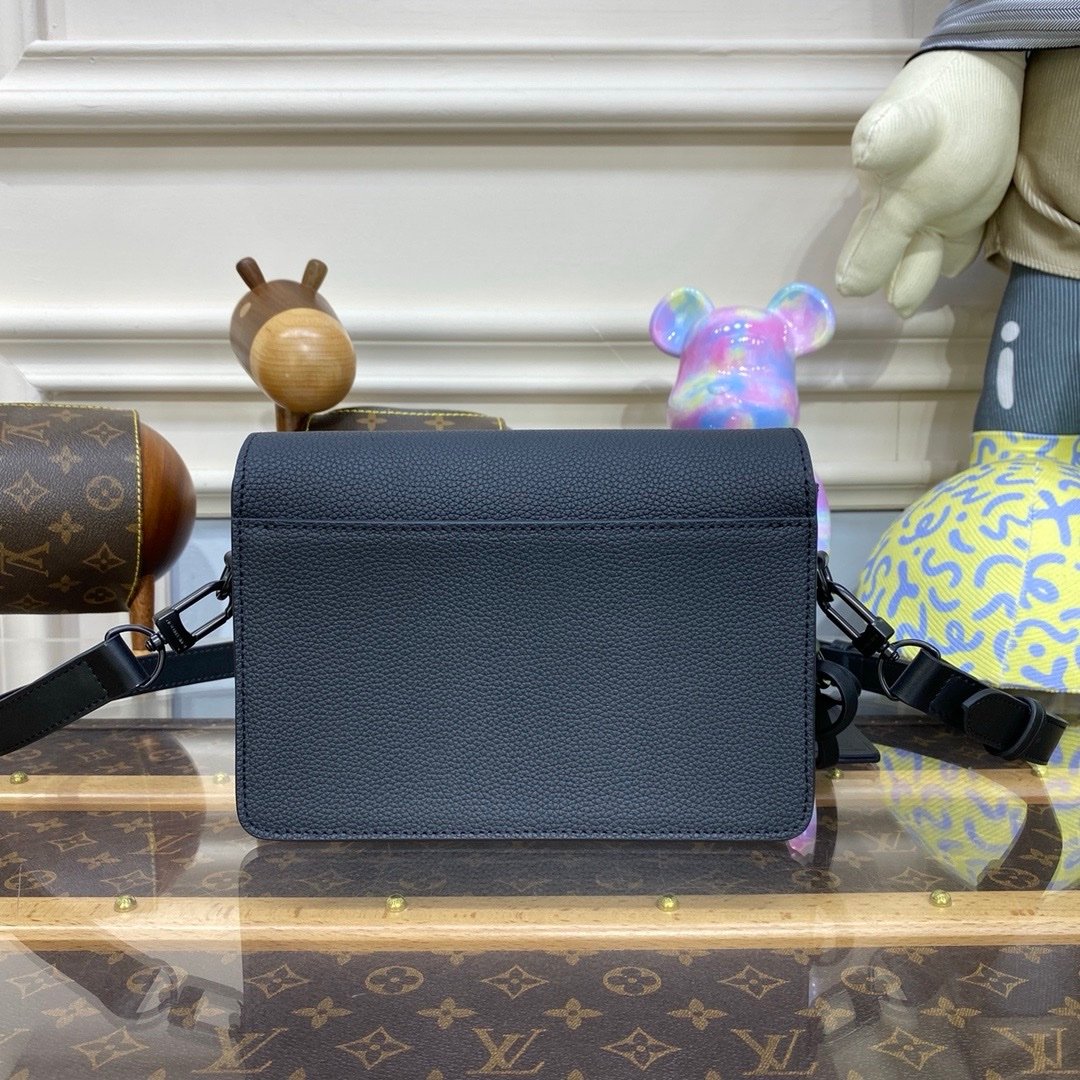 Louis Vuitton Fastline LV Aerogram Bag Black