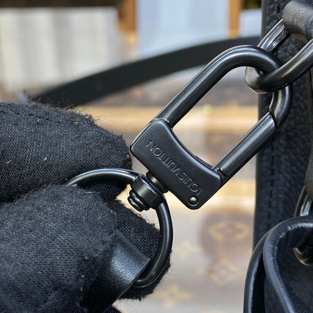 Louis Vuitton Fastline LV Aerogram Bag Black