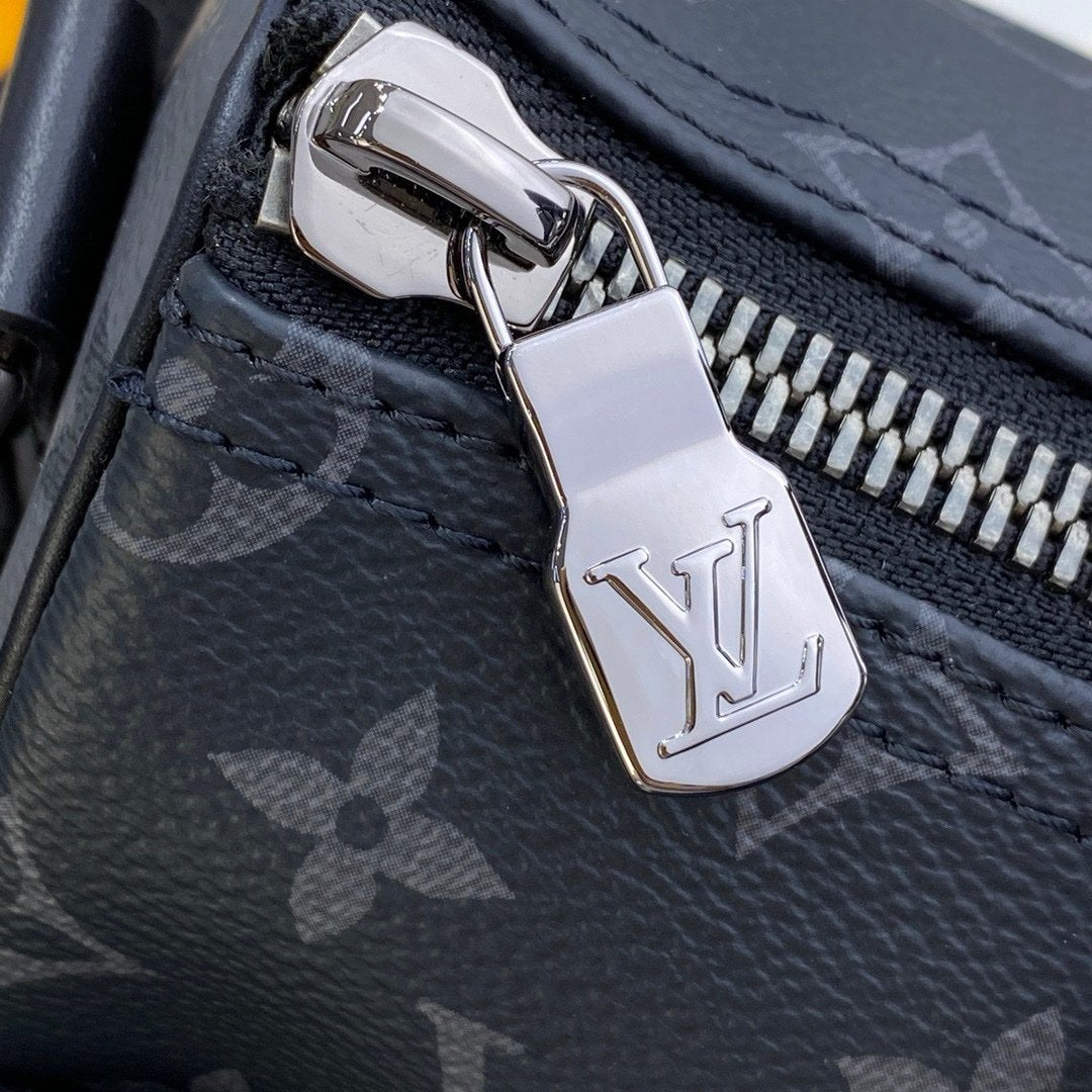 Louis Vuitton Keepall Bandouliere 25 Monogram Eclipse Bag