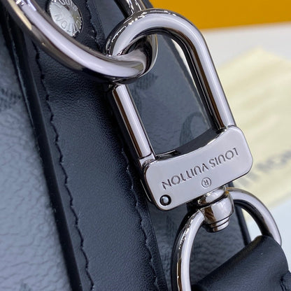 Louis Vuitton Keepall Bandouliere 25 Monogram Eclipse Bag