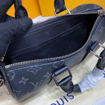 Louis Vuitton Keepall Bandouliere 25 Monogram Eclipse Bag