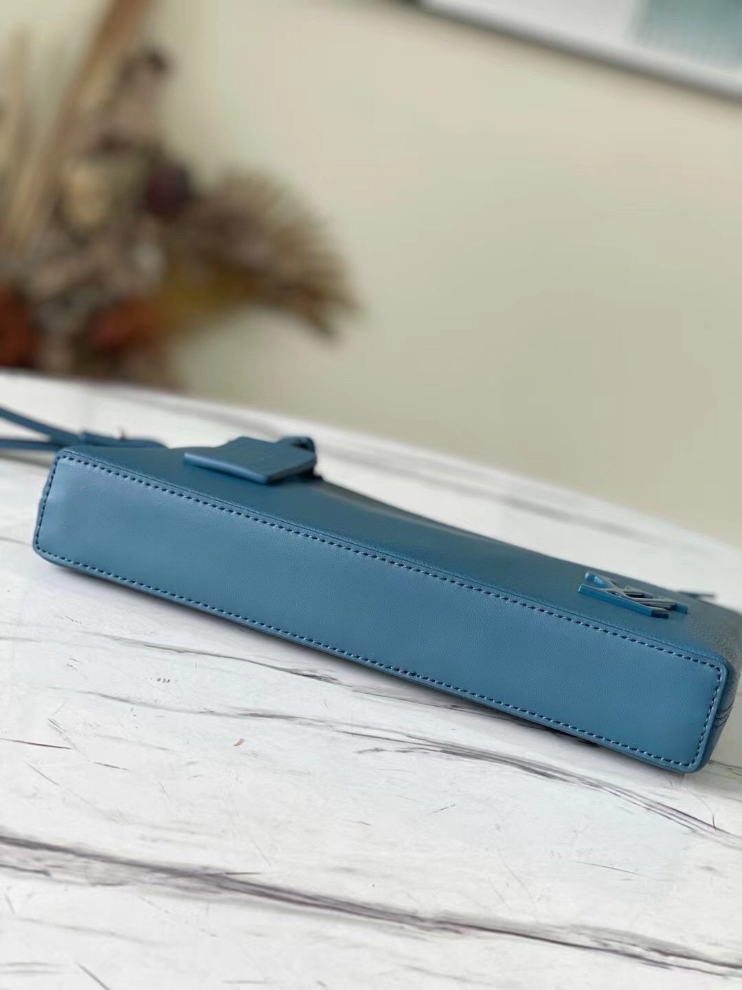 Louis Vuitton Clutch Bag Aerogram Black Leather Blue