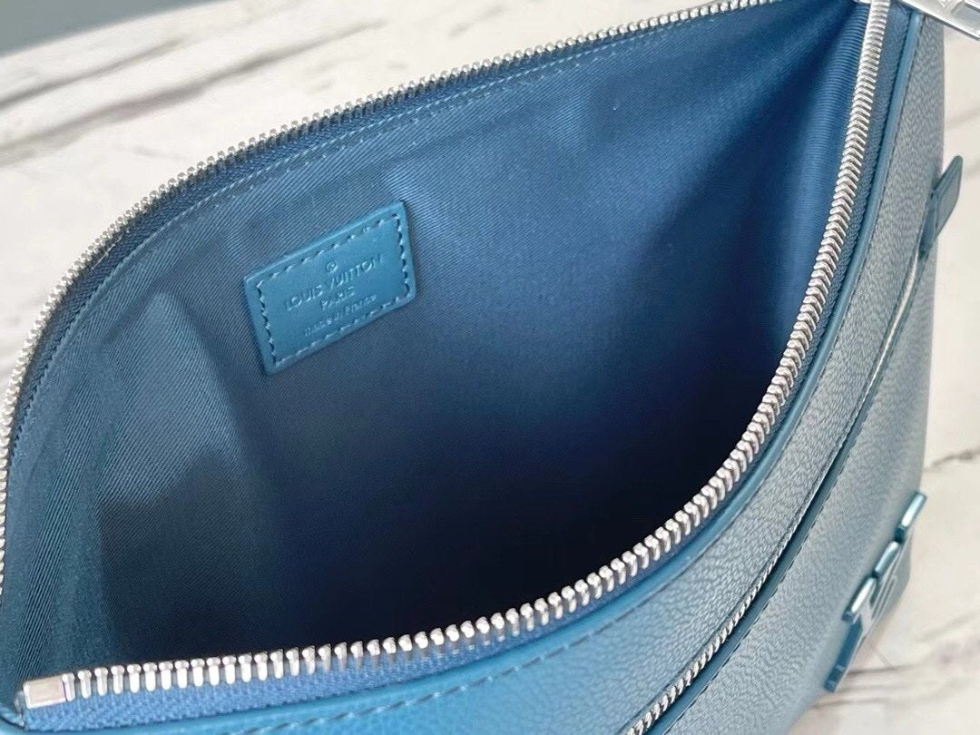 Louis Vuitton Clutch Bag Aerogram Black Leather Blue