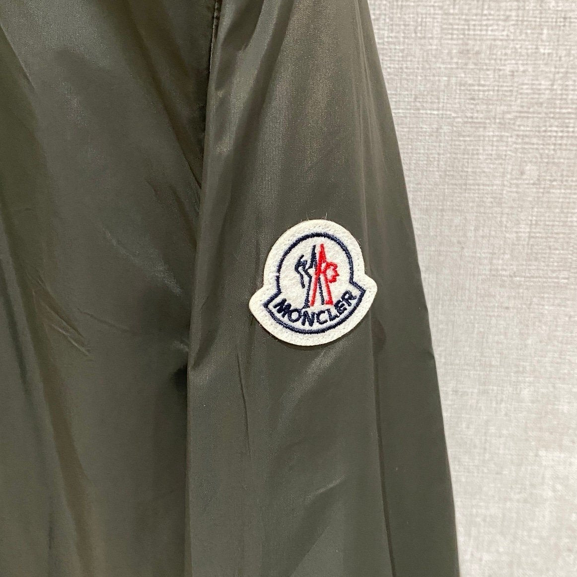 Moncler Grimpeurs Windbreaker Jacket In Green
