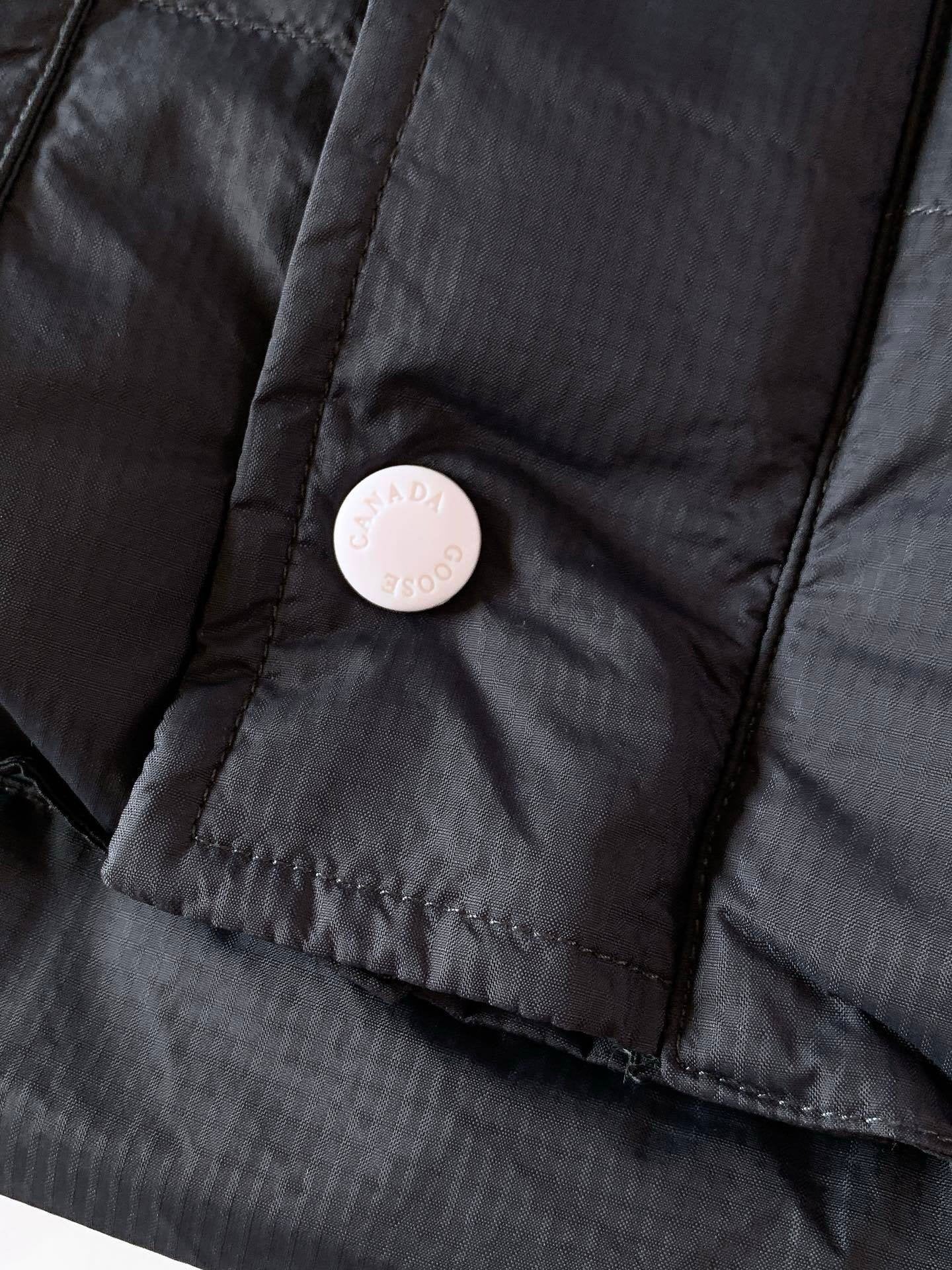 Canada Goose Black Down Northern Light Freestyle Bodywarmer