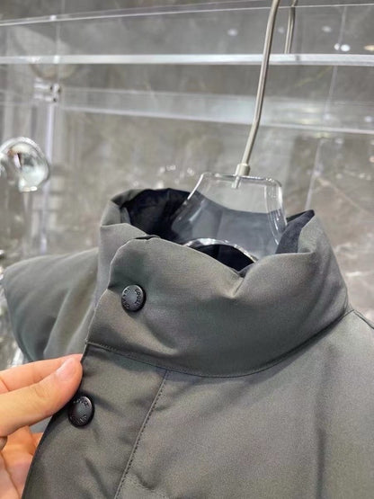 Canada Goose Freestyle Down Bodywarmer In Grey Black Patch