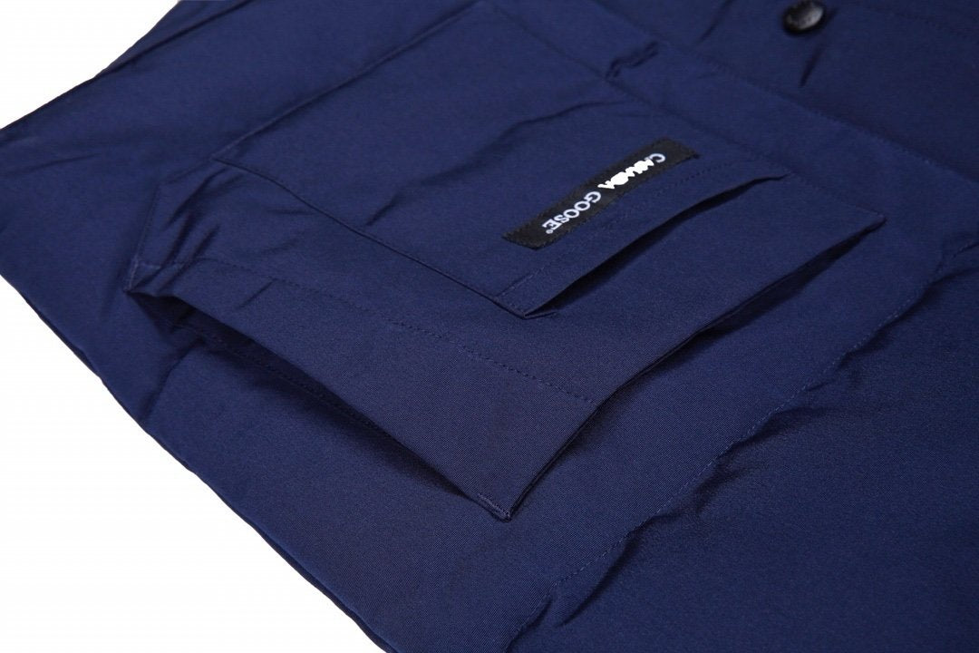 Canada Goose Freestyle Down Bodywarmer In Navy Blue