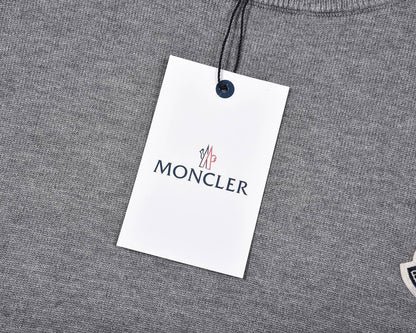 Moncler Logo Patch Sweatshirt Grey