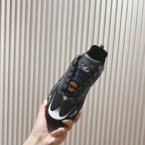 Louis Vuitton Runner Tatic Black White