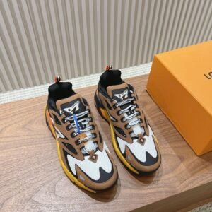 Louis Vuitton Runner Tatic Moka